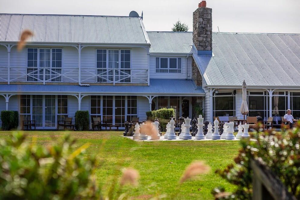 vr rotorua lake resort exterior fc0a69a v2